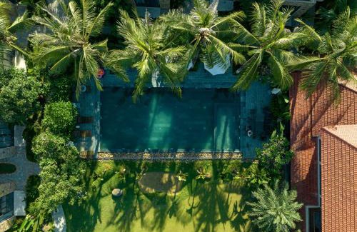 Hoa Lu Hotel | Coco Island Resort Ninh Binh