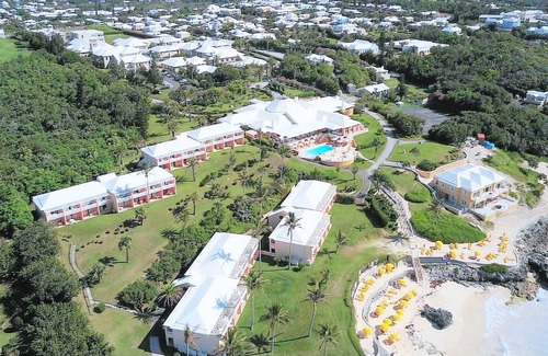 Paget Hotel | Coco Reef Bermuda