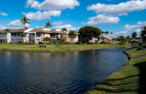 Iona Condo | Coco's Beach House @ Quail Run Condos