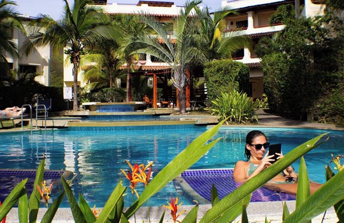 Coco Sunset Hills Condo | Coco Sunset Getaway. Tropical Paradise with Majestic Pacific Sunsets!