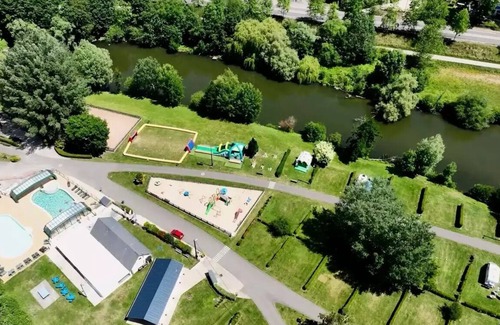 Les Andelys House | Coco Sweet 16m2 + Terrace mit Markise - ohne eigenes Bad 4 Personen