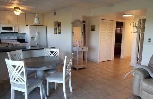 Cocoa Beach Condo | Cocoa Beach Direct Oceanfront Condo - just a few steps to the beach!