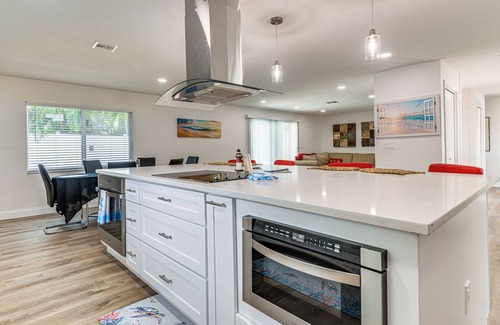 Venetian Way House | Cocoa Beach Home w/Private Pool ~ 1/2 Mi to Beach