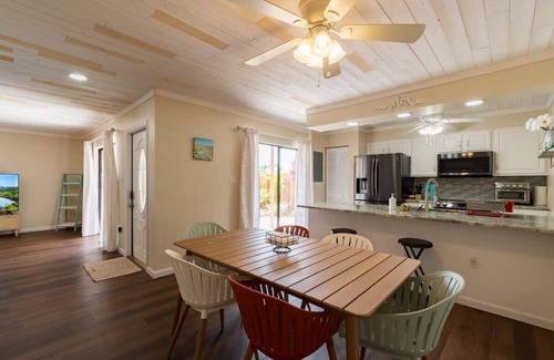 Cocoa Isles House | Cocoa Beach Luxurious Townhome with Sunset Views