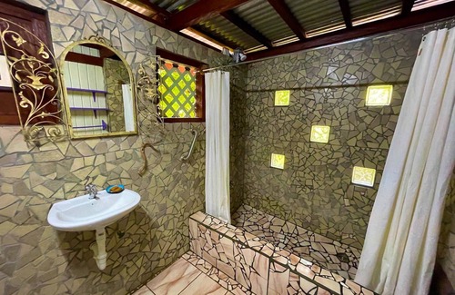 Fond Cani House | Cocoa Cottages