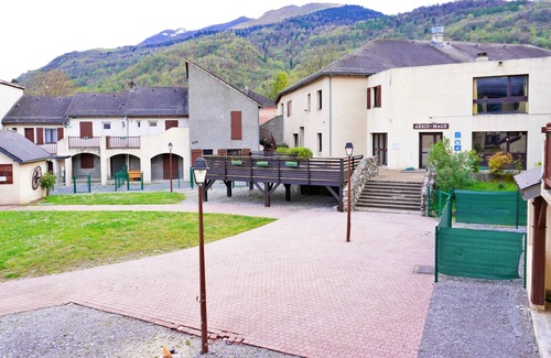Bielle Apartment | Cocon Biellois: vue Montagnes, Parking & Piscine
