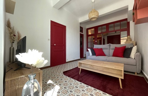 Cotignac Apartment | Cocon Coquelicot au Charme Indéniable