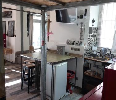 16th Arrondissement Apartment | Cocon love port de l estaque