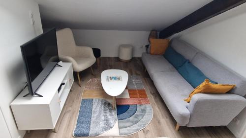 Haussonville-Blandan-Mon Desert-Saurupt Apartment | Cocon sous les toits By UnSejourANancy Fr