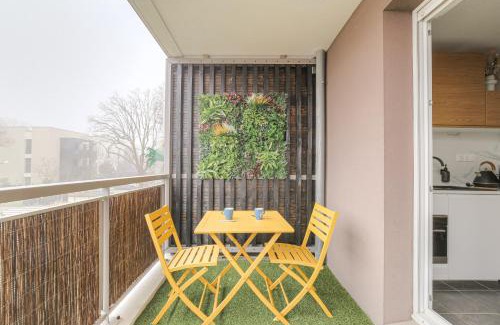 Bron Apartment | Cocon-Université-Clim