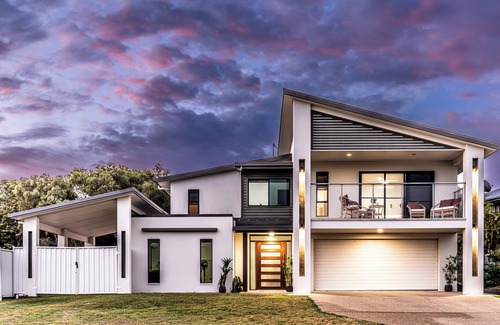 Zilzie House | Coconut Point Beach Retreat