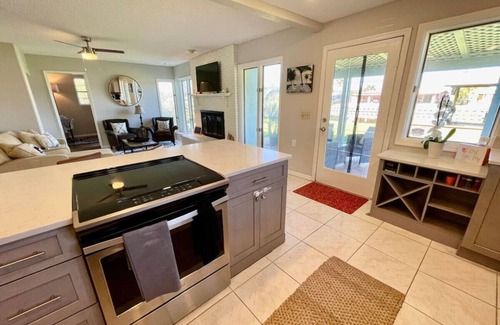 Venetian Way House | 🏖️ Coconut River Retreat – On the Water & Close to the Sand