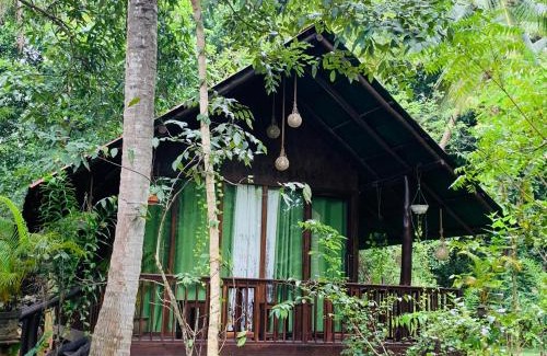 Udawalawa House | Coconut Tree House