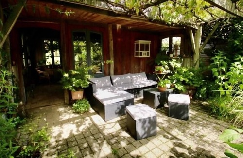 Guemene-Penfao House | Cocooning stone house