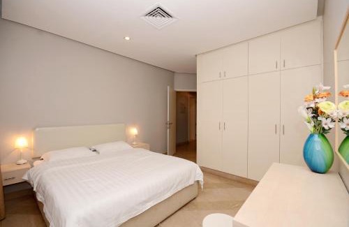 Salmiya Apartment | Code Housing M H - family only