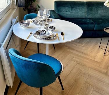 Royan Apartment | Coeur De Plage - Studio Royan Hyper Centre - Classé 3 étoiles - 2 pers - 150m plage