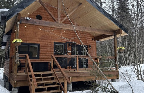 Bear Creek Cabin | Coffey Grounds Cabin