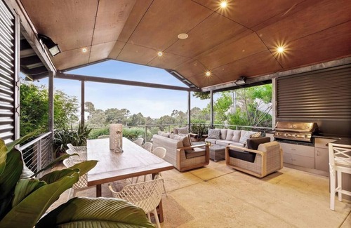 Yallingup Siding House | Cohala Luxe Hillside Retreat with Theatre and Garden
