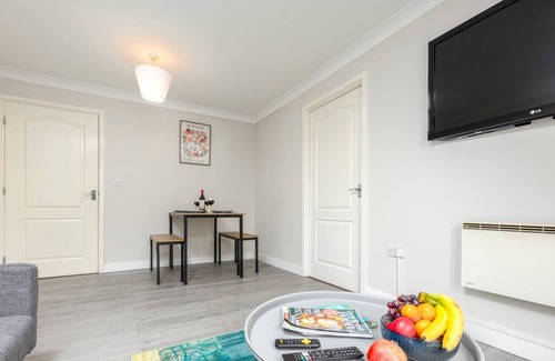 Grangetown Apartment | Cohost Partners Cozy 2BR Near Cardiff Bay & Center