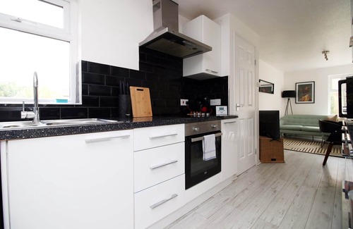 Cribbs Causeway House | Cohost Partners | Spacious 4BR Home | Free Parking