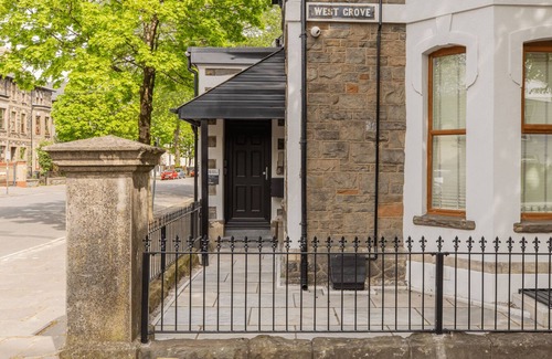 Cardiff Apartment | Cohost Partners Stylish Stay Near Cardiff City Centre