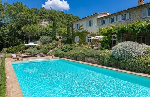 Pietralunga Villa | Col Di Casale - A stunning Umbrian Villa nested in the green heart of Italy
