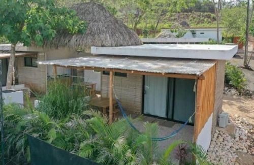 Playa Grande House | Colibri 1 Votre séjour chez Stéphanie et David
