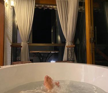 Santa Teresa Ski Chalet | Colina dos Colibris