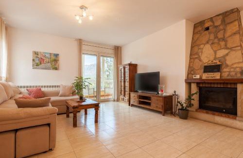 Collbato House | Collbato Resort