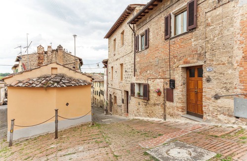 Colle di Val d'Elsa Apartment | Colle di Val d'Elsa - Siena - Apt Pink - B