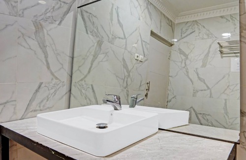 Probolinggo Hotel | Collection O 90783 Probolinggo Homestay