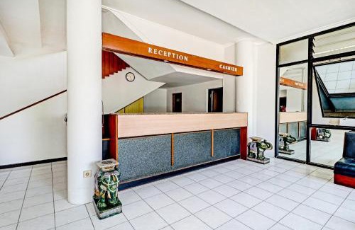 Malabar Hotel | Collection O Riau Near Trans Studio Bandung Formerly Asteria Hotel