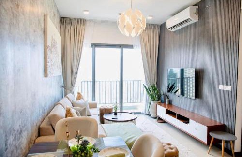 Ibbanwala Apartment | Colombo Skyline Luxury Apartments at Tri-Zen - Pool and Amazing City Views
