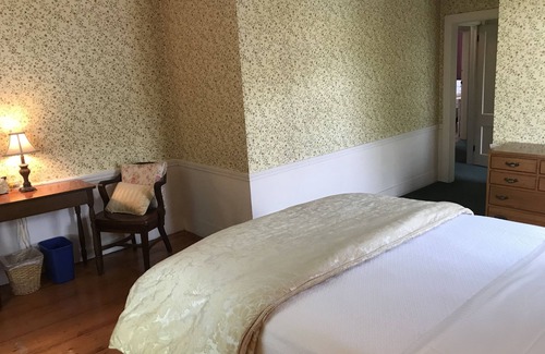 Williamsville Bed & Breakfast | Colonel Williams Inn