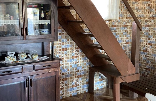 Prudentopolis Ski Chalet | Colonial chalet with antique decor, near the exit to the giant waterfalls