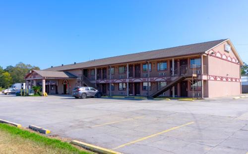 Hammond Hotel | Colonial Inn Hammond