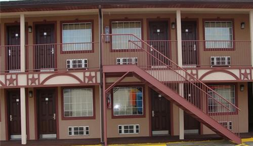 Hammond Hotel | Colonial Inn Hammond