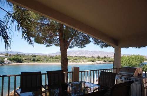 Mohave Valley House | Colorado River - Riverfront Vacation Home-Private Beach and Launch Ramp