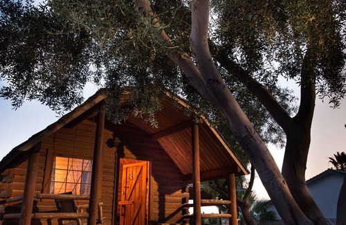 Ehrenberg Cabin | Colorado River Rustic Cabin Rental Sleeps 6