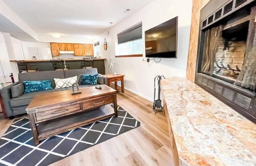 Cascade House | Colorado's best getaway and adventure located at the base of Pikes Peak #2