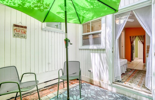 Historic Seaport Cottage | Colorful cottage w/shared pool, central AC, washer/dryer