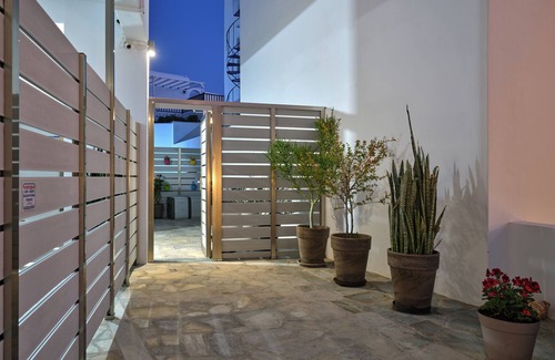 Naousa House | COLORS IN NAOUSA - LUXURY HOUSE IN NAOUSA