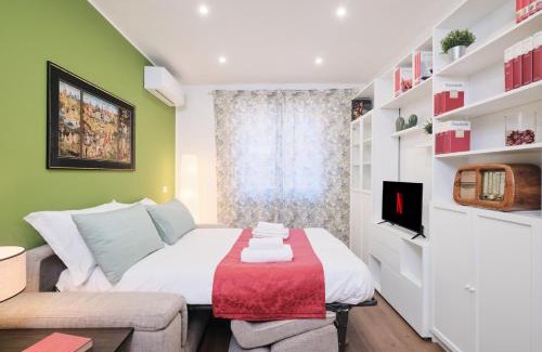 Universita Apartment | COLOSSEO a 15 minuti - Suite Elegante in Centro