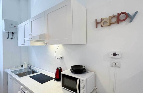 Garbatella Apartment | Colosseum is only 5 minutes away by metro while the Vatican can be reached in 15 minutes