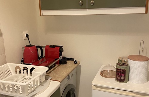 Rhodes Apartment | Colourful apartment next to Monte Smith!