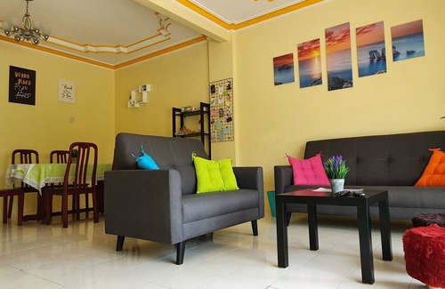 Kuala Selangor Apartment | Colourful homestay - (near jeti sky mirror)
