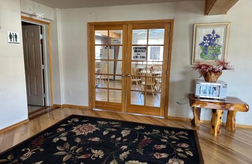 Leadville Hotel | Columbine Inn and Suites