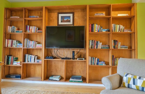 Moab House | Combination Hazel & Violet at StellaRuby Cottages