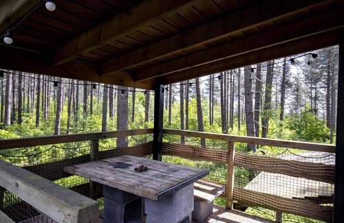 Maaseik House | Combining luxury with back to basics