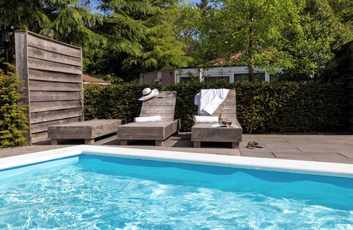 Municipality of Harderwijk House | Come and enjoy the beautiful detached bungalows, fully equipped with a spacious kitchen and cozy fireplace